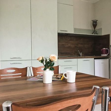 Azzurro Apartment - Ideal For Your Seaside Escape In 布尔加斯 外观 照片